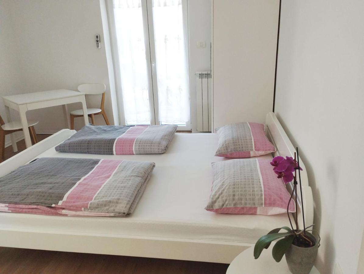 Active Apartments Koper Szoba fotó